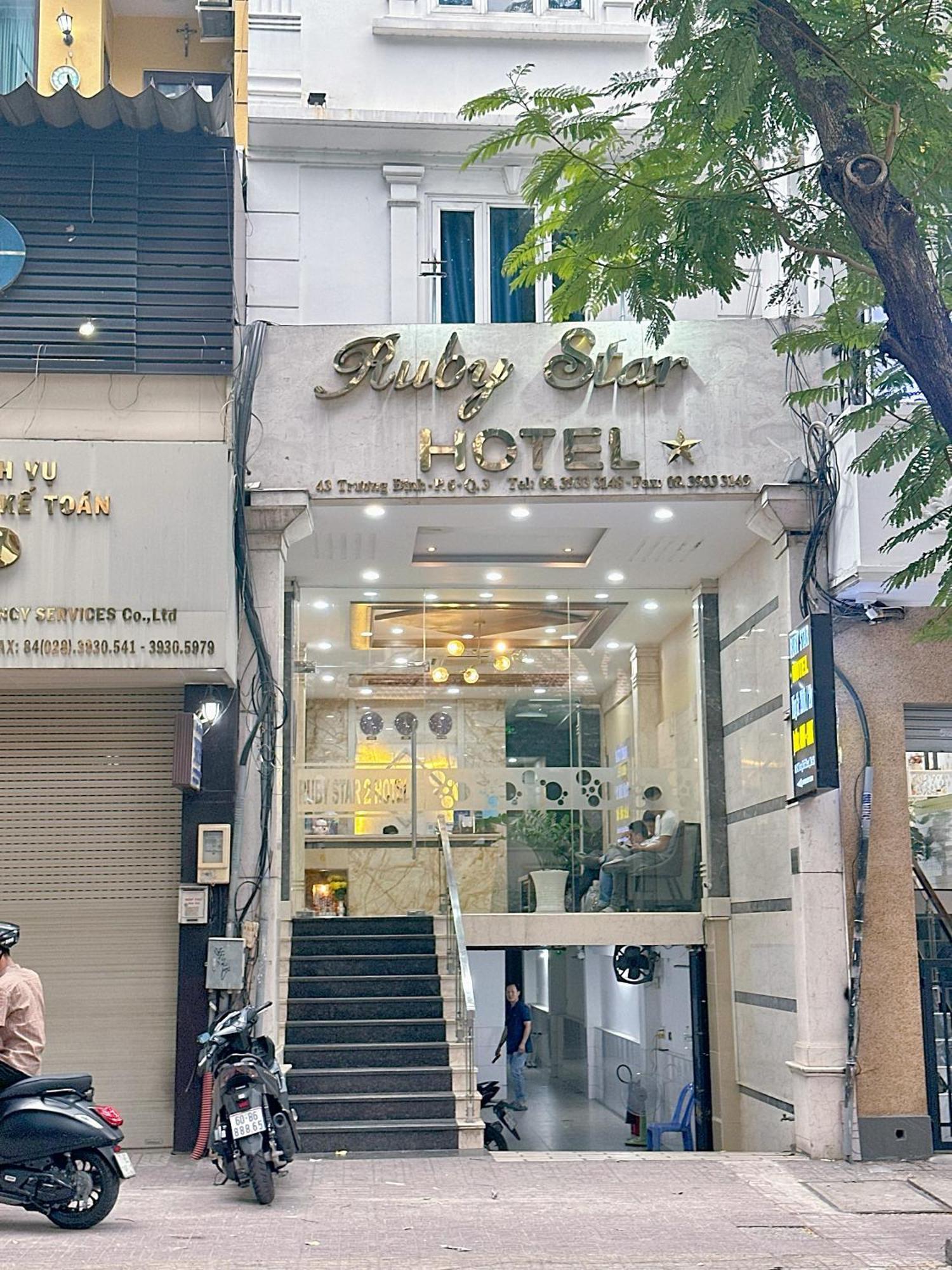 Ruby Star Hotel- Near Ben Thanh Market Ho Chi Minh-stad Buitenkant foto