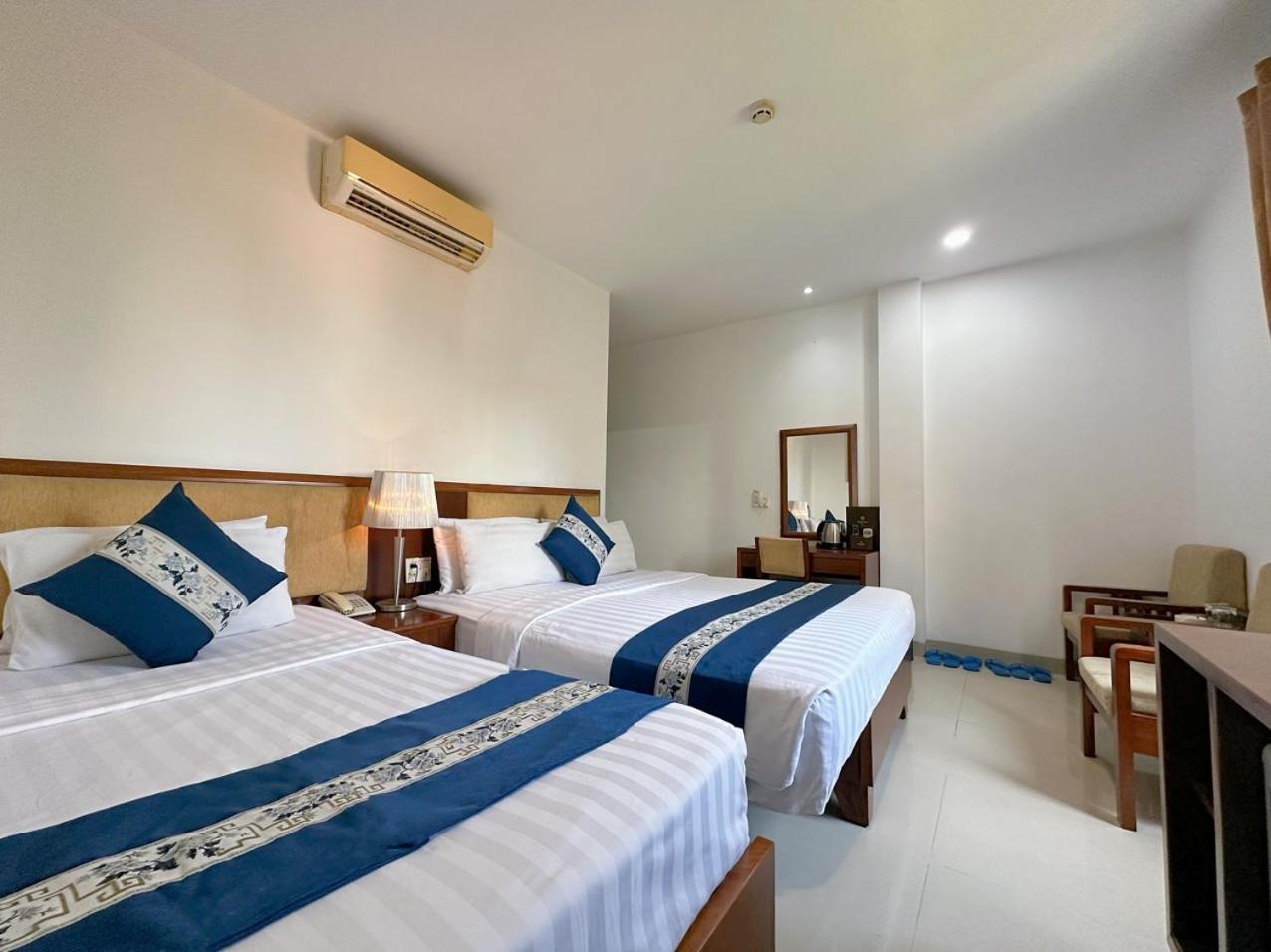 Ruby Star Hotel- Near Ben Thanh Market Ho Chi Minh-stad Buitenkant foto