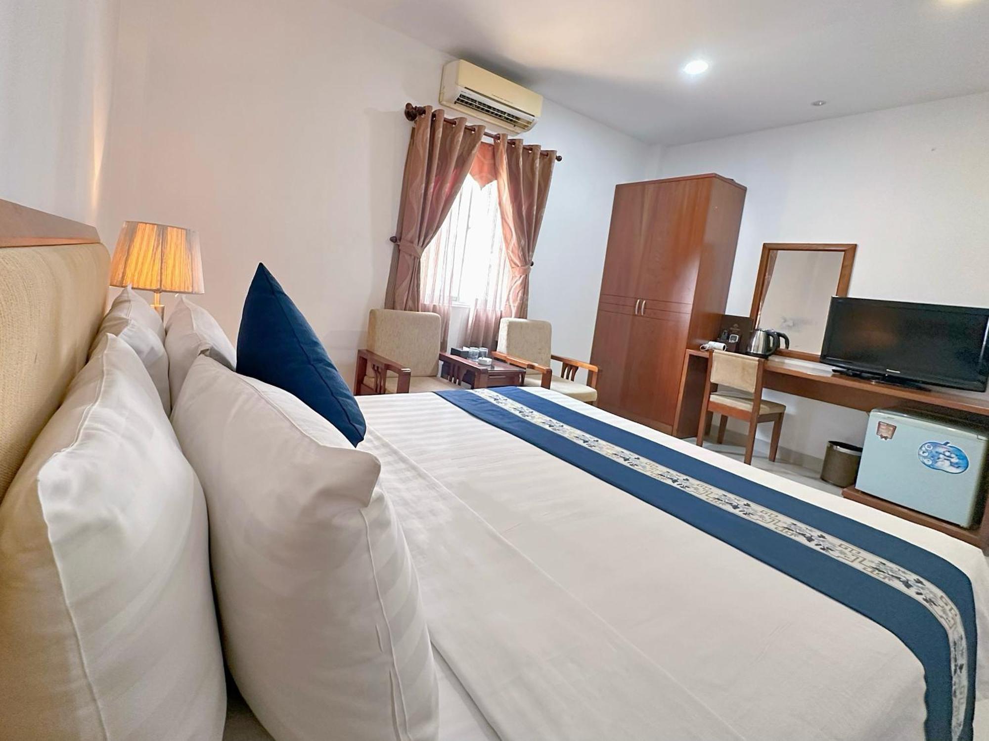 Ruby Star Hotel- Near Ben Thanh Market Ho Chi Minh-stad Buitenkant foto